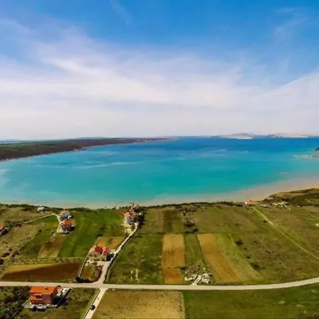 House Rose With Garden And Pool Ljubač