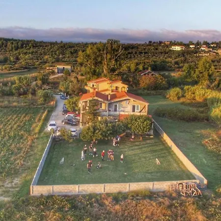 House Rose With Garden And Pool * Любач