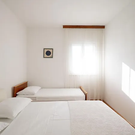 Ferienhaus House Rose With Garden And Pool