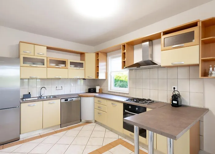 House Rose With Garden And Pool * Ljubač